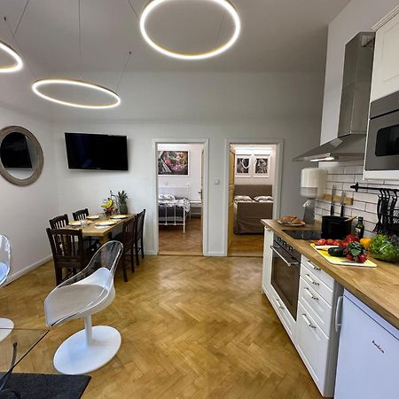 Karlin Oasis 2-Bedroom Apartment براغ المظهر الخارجي الصورة